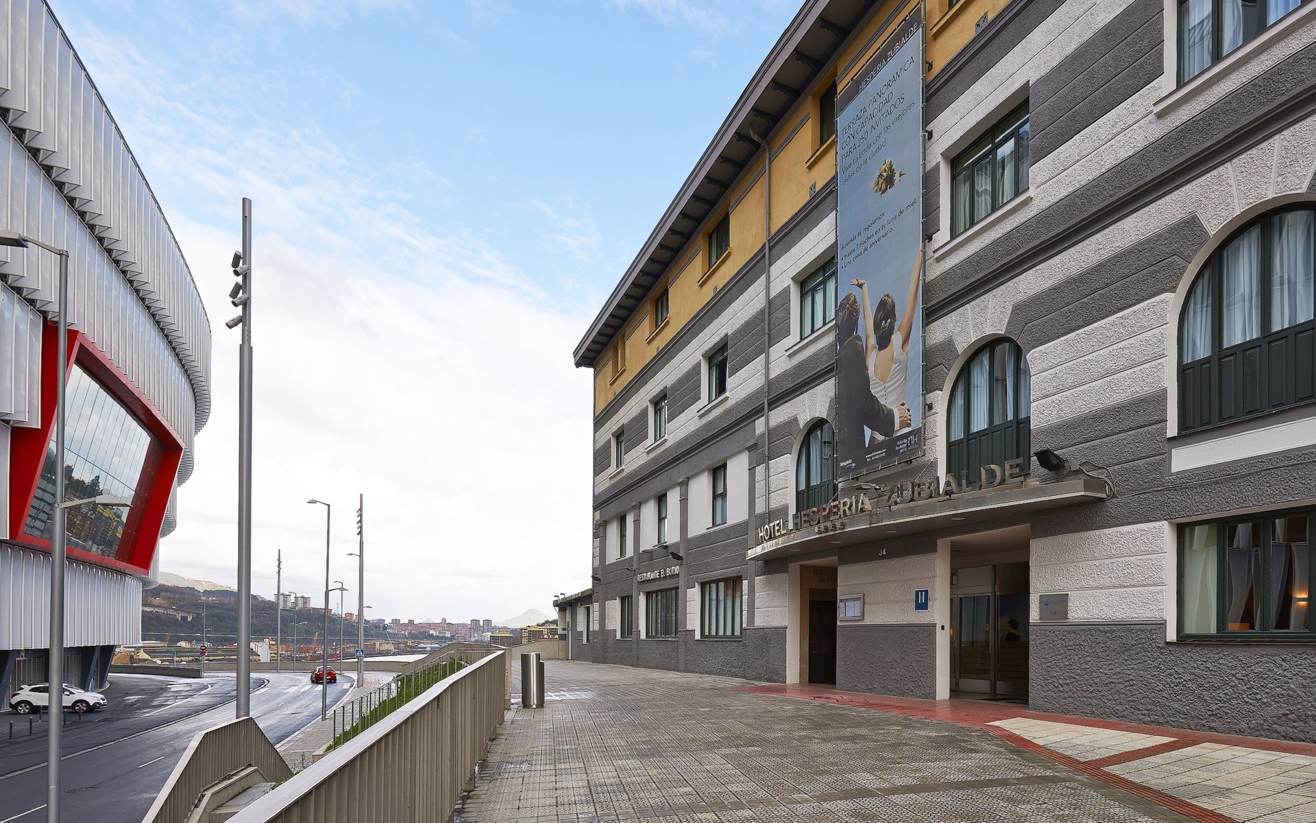 Abba Euskalduna Hotel Билбао Екстериор снимка